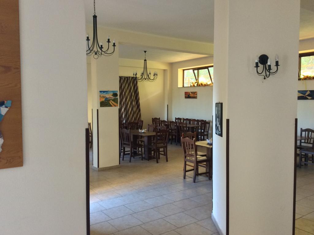 Agriturismo Villa Orchidea Ali Terme Buitenkant foto
